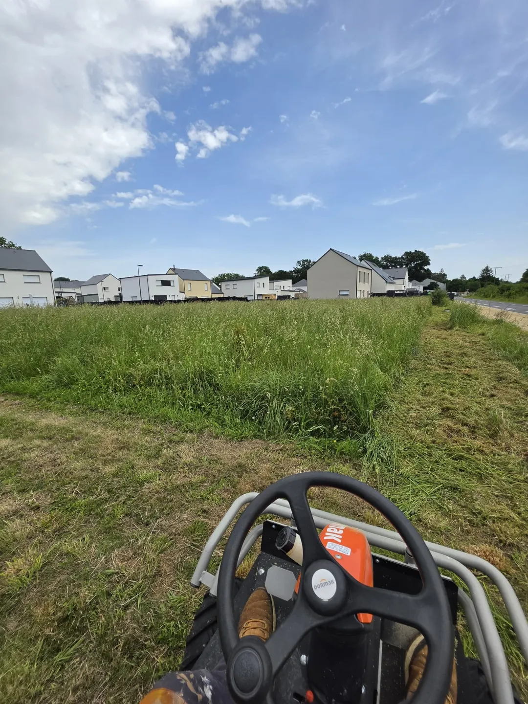 Entretien et débroussaillage — Eco Bâti Jardins